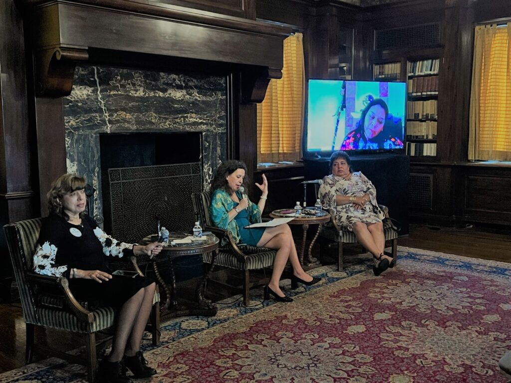 Women from Puebla, conversatorio para conmemorar el Mes de Puebla en Washington, USA. Fotografía: Marisol de la Madrid